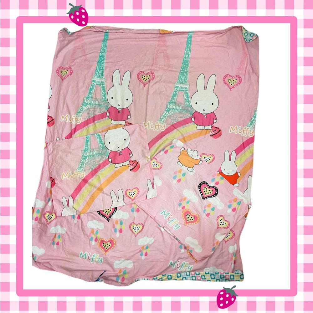 Rare Euro Miffy Duvet Cover 🍎